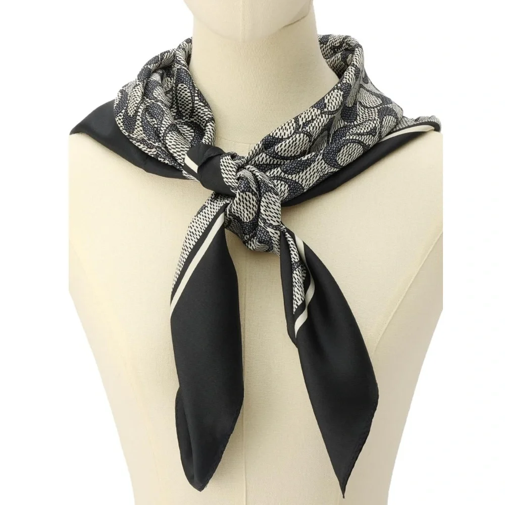 Coach Black Monochrome Patterned Silk Square Scarf - New